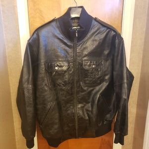 Pelle pelle bomber